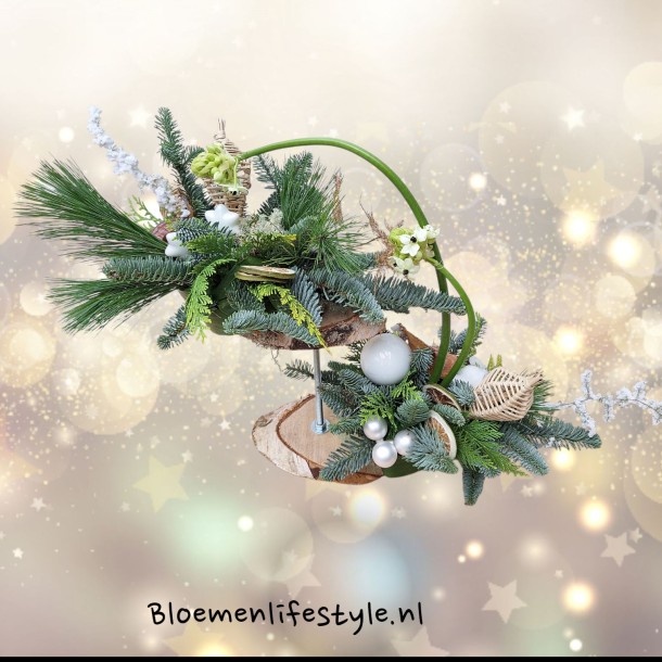 Kerststuk 'Kerst etagère'