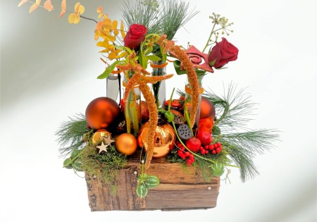 Modern kerststuk met bananenblad