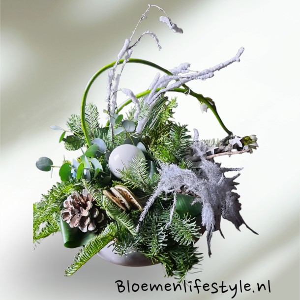 Kerststuk 'Snowwhite'