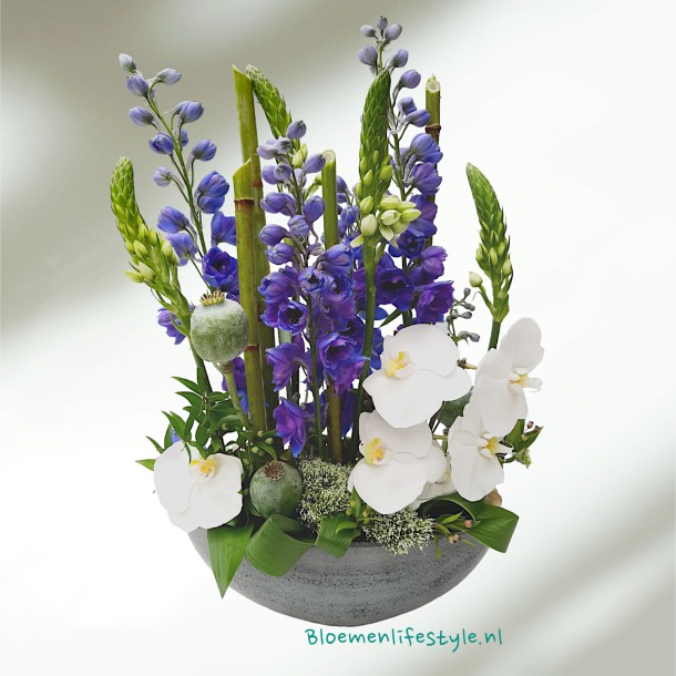 Bloemstuk 'Delfts blauw'