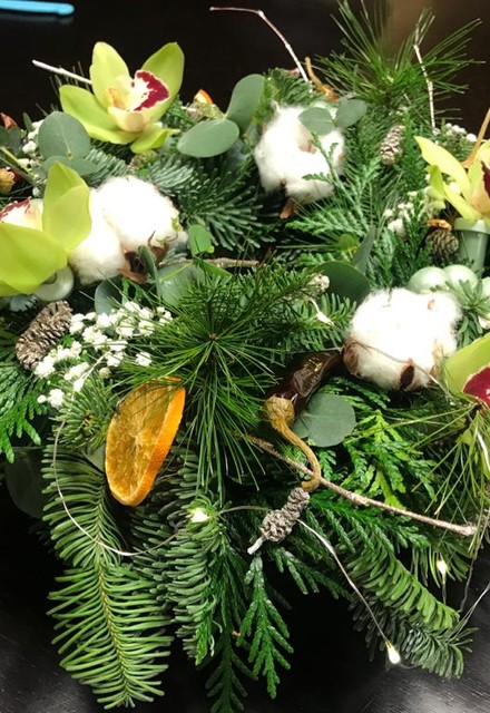 Kerstkrans met orchidee
